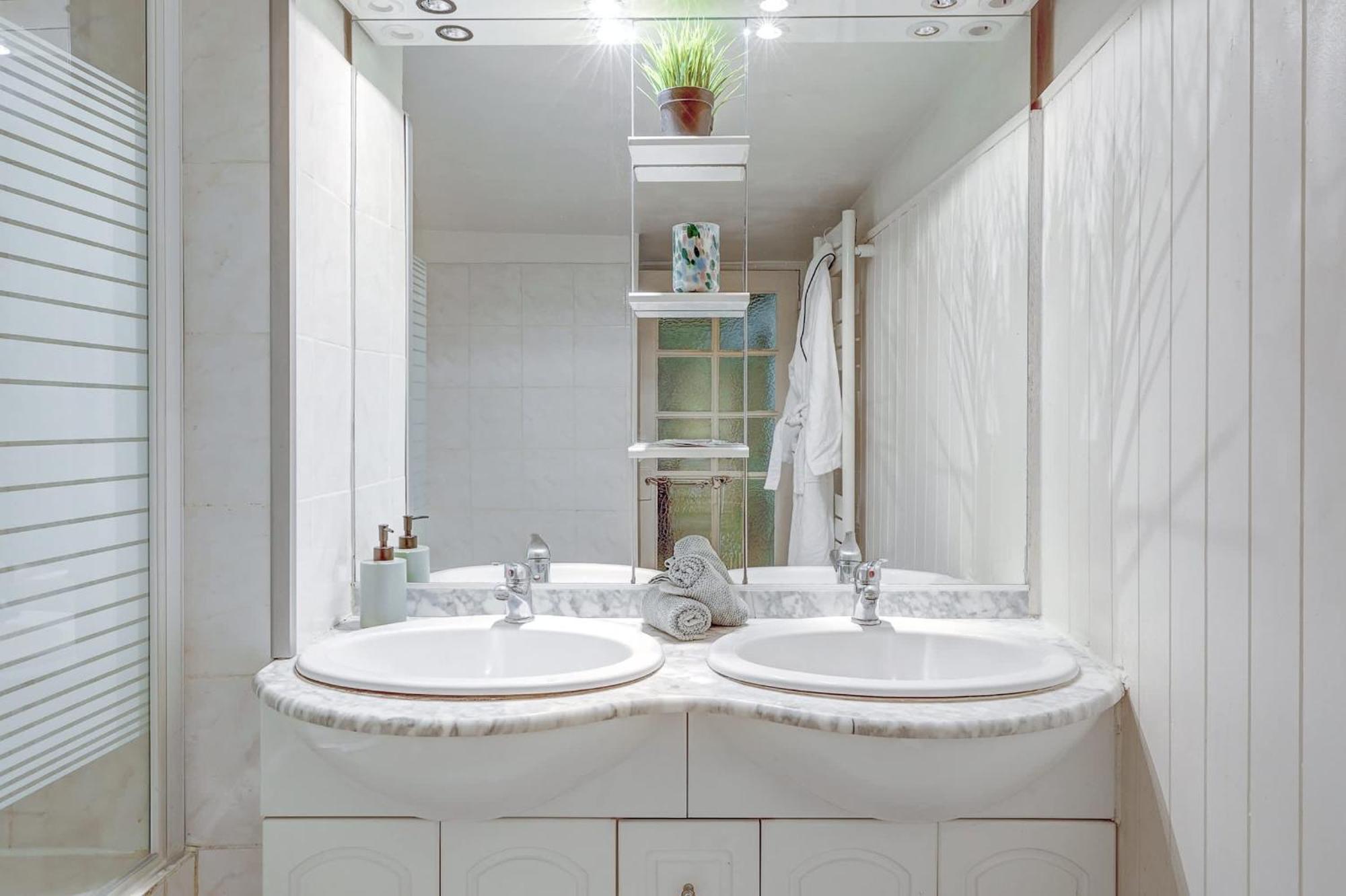 Ile Saint-Louis - 2Br - Cityapartmentstay パリ エクステリア 写真